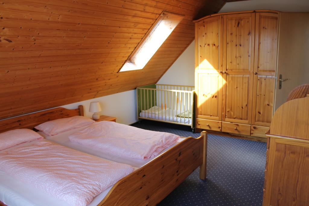 Glueckshaus Ferienwohnung Куксхафен Экстерьер фото